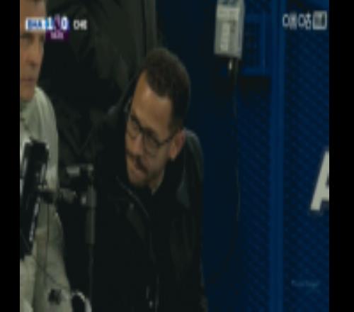 開場3分鐘就丟球！切爾西主帥羅塞尼爾坐在場邊表情已經(jīng)石化了