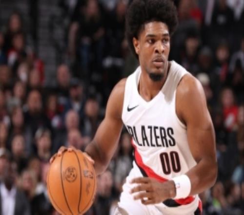 亨德森：打出侵略性是我們的目標(biāo)攻擊禁區(qū)卡位搶籃板并且打快