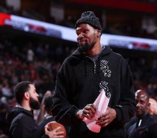 主持人：如果KD不上场或无法恢复100%状态那火箭就完了