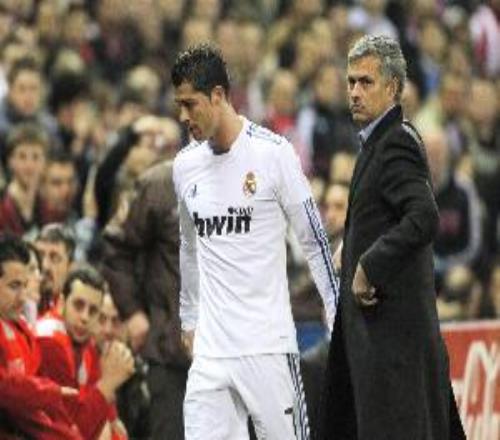 專家：穆帥應該去葡萄牙而非紐卡，讓他去終結C羅的國家隊生涯