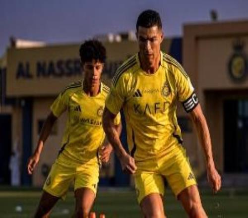 父子同臺羅馬諾：勝利考慮迷你羅下賽季進(jìn)一線隊(duì)訓(xùn)練，已在討論