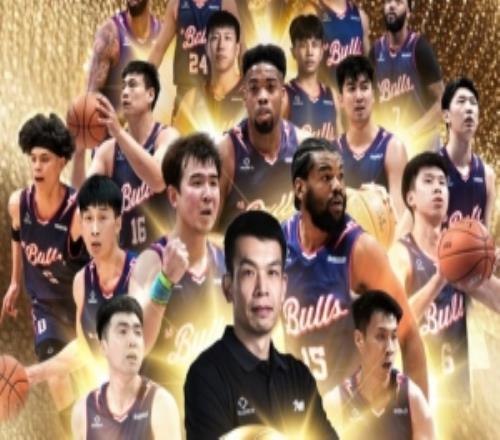 解说：恭喜金牛三连冠球队文化已经形成这是球队走得长远的基础