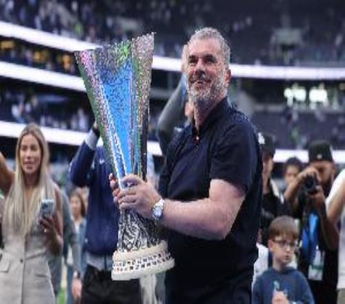 皇馬U19青年歐冠奪冠，波斯特科格魯：這家俱樂部的基因就是贏球