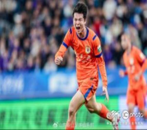 陳澤仕遠(yuǎn)射破門定勝局！山東泰山客場(chǎng)21逆轉(zhuǎn)天津津門虎