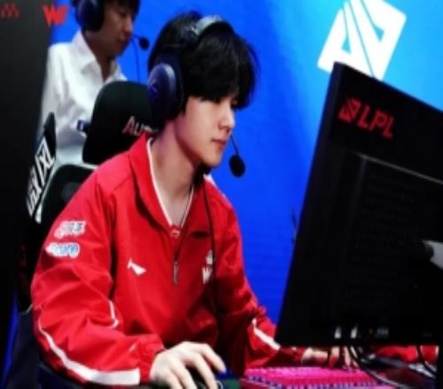 About：我們下路還有很多東西要磨合，磨合程度打60分