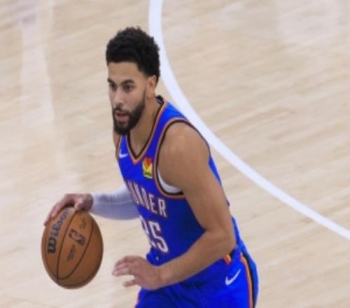 戴格諾特：阿杰伊米切爾一整年的表現都令人印象深刻