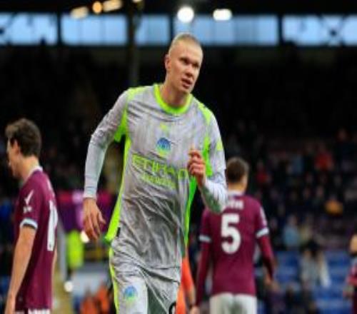 暫登頂！曼城10送伯恩利降級哈蘭德單刀閃擊制勝+中柱