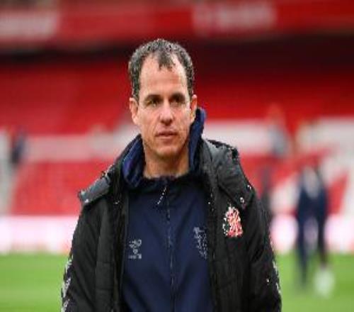 記者：無論桑德蘭本賽季排名如何，勒布里斯帥位都穩固無虞