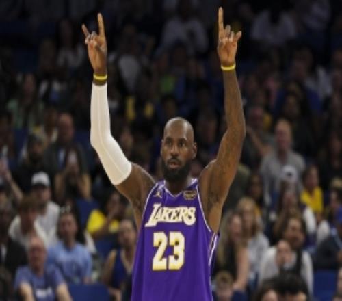 帕森斯：詹姆斯能無(wú)縫切換各種角色總能成為球隊(duì)最需要的版本