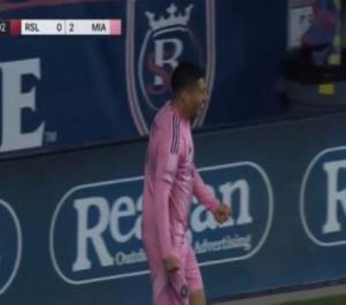 这一脚20年功力！39岁苏牙美职联出战142分钟进2球，均为替补破门