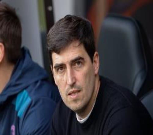 伊勞拉拒談切爾西傳聞：出于對(duì)伯恩茅斯的尊重，我只專注現(xiàn)在