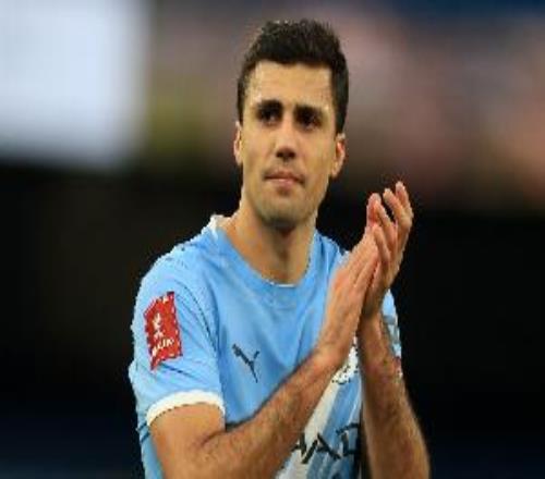 羅德里：不要給比賽附加多余情緒，專注對手和場上你能做到的事