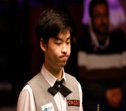 斯佳輝成為本屆世錦賽第一位出局的種子選手，此前14人全部過關(guān)