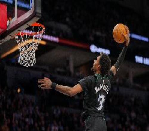 太強了！麥克丹尼爾斯13中9高效砍20分10板秀十佳球級別暴扣