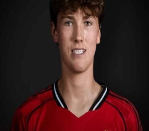 曼聯(lián)小將阿默爾：我能從一線(xiàn)隊(duì)學(xué)到東西B費(fèi)有時(shí)會(huì)對(duì)我們開(kāi)玩笑