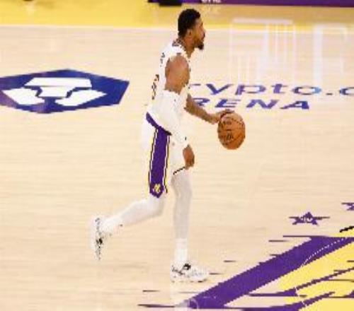 艾顿谈斯玛特领导力：他善于发声能让征途国际
的能量保持在高昂状态