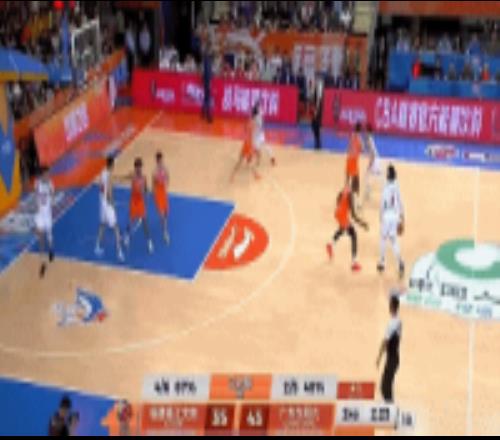 你也扣爽了！奎因空切单臂暴扣后又反击轻松单臂扣杀！