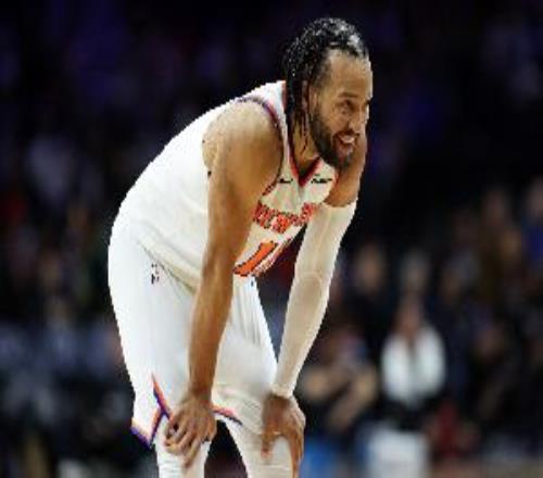 媒體人：布倫森進(jìn)攻的時(shí)候被拿捏而且還被CJ點(diǎn)名了好幾次