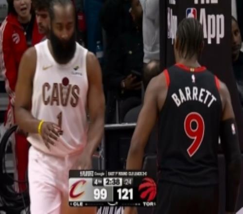 狂轟濫炸！巴雷特內(nèi)外開(kāi)花再拿5分率猛龍領(lǐng)先21分殺死比賽