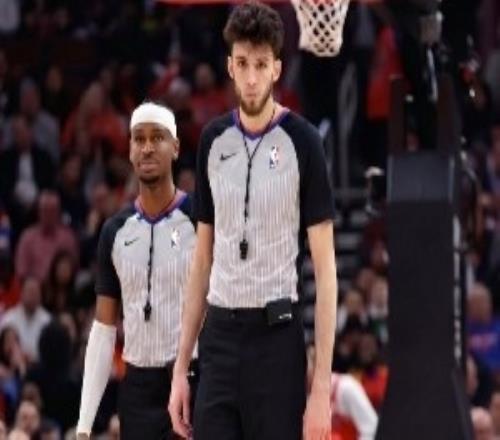 美蜜：聯(lián)盟承認(rèn)布克是對(duì)的但罰他錢我宣布G3裁判是杰倫威