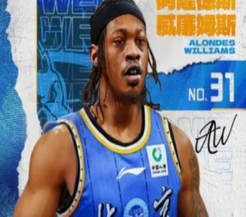 北京新援威廉姆斯首秀表現(xiàn)一般曾凡博復(fù)出對(duì)球隊(duì)是好消息