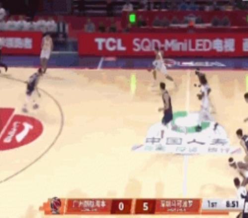 丝毫不放水！深圳开场三分钟打了广州一波110