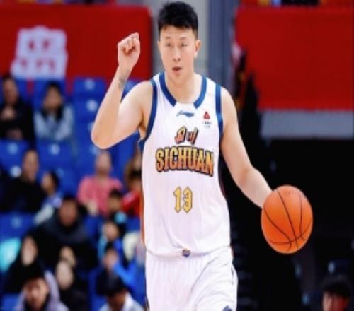 全败&曾有欠薪问题！记者：还是要对四川的小伙子们说一声辛苦了