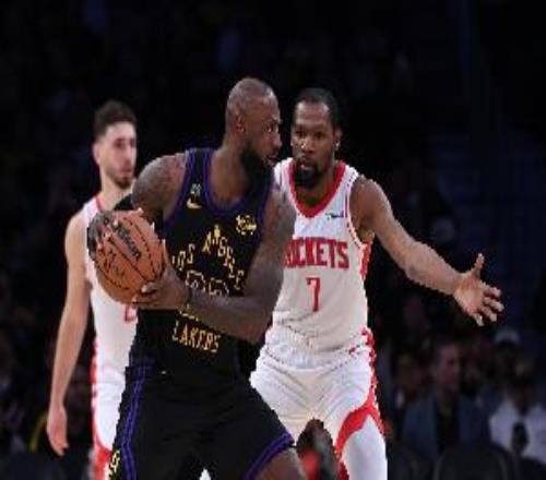 楊毅：沉退防庫(kù)里&夾擊詹姆斯烏度卡的防守策略就像行為藝術(shù)