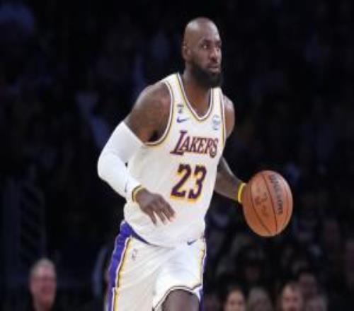 詹姆斯談最后體能充沛終結比賽：我一直在為這樣的時刻做準備