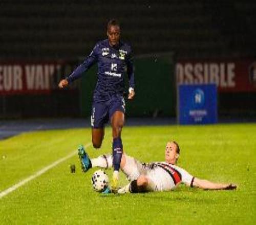 法媒：美因茨、科隆、沙爾克有意法丙第戎的22歲邊衛(wèi)迪亞洛