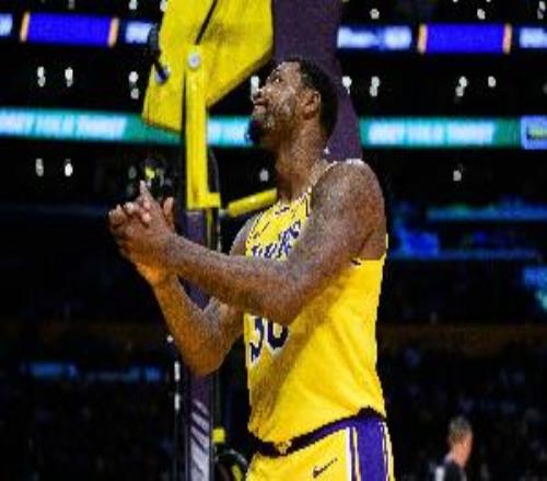 斯玛特谈大比分30：要把脚踩在他们的脖子上彻底终结他们