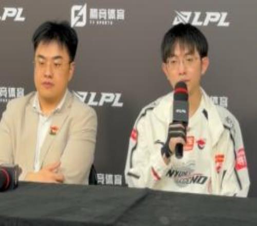 圣槍哥：奧拉夫只是個(gè)打團(tuán)比較厲害的英雄，對線期會(huì)考慮多針對他