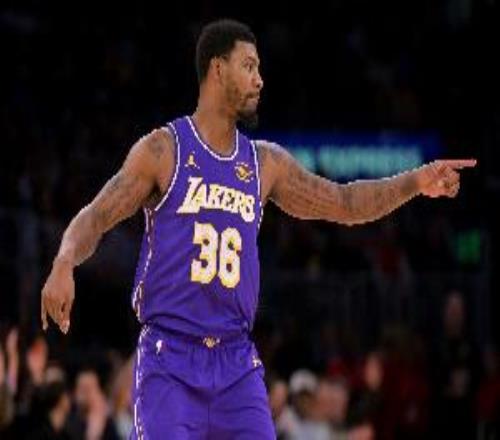 斯玛特：缺少头两号得分手征途国际
带着更强烈的背水一战的心态