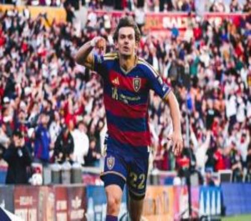 皇家鹽湖城前鋒：與梅西交手不可思議，想換球衣卻被老隊(duì)員搶先