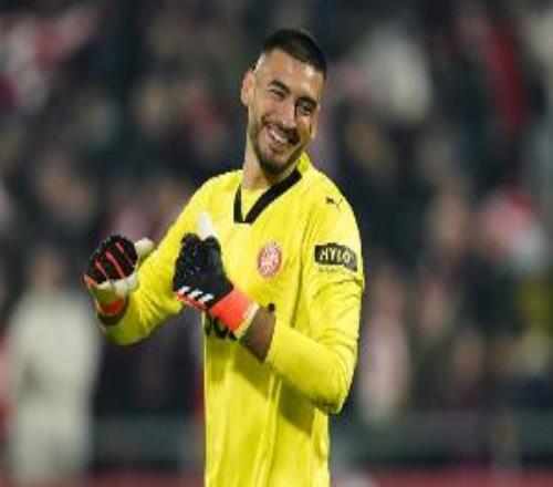 西甲4月最佳撲救：赫羅納門將加扎尼加撲出巴爾韋德禁區(qū)內(nèi)射門