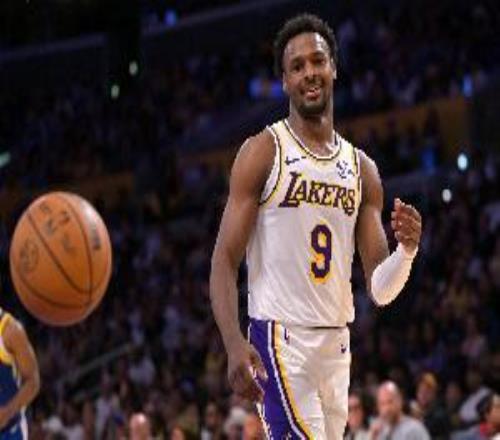 怎么說布朗尼目前季后賽得到5分同屆狀元里薩謝季后賽0分