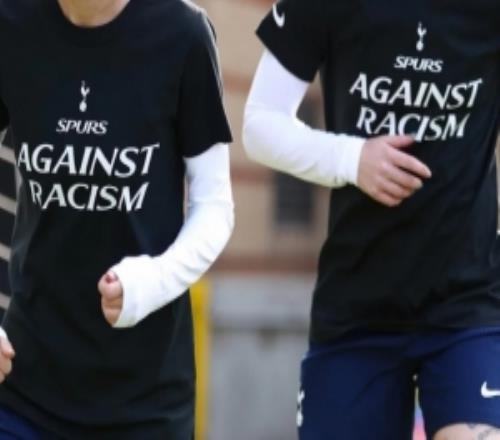 官方：熱刺譴責(zé)對丹索的種族主義行為，賽前熱身將穿T恤抗議