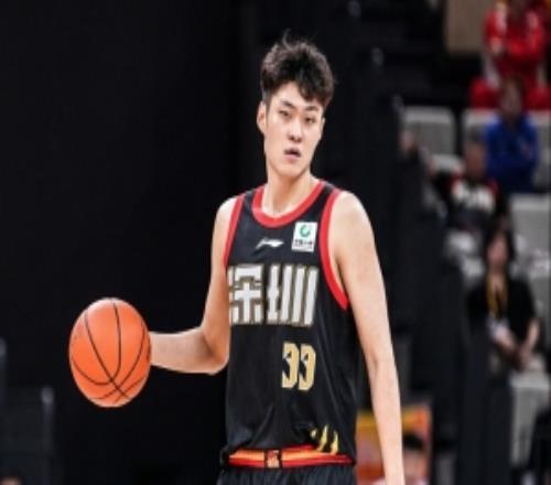 媒體人：這一年王浩然打得足夠努力進(jìn)步大年輕球員榮譽(yù)不重要