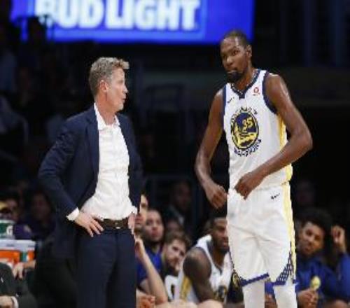 美記：火箭該追求科爾他的體系能激活杜蘭特&解決進(jìn)攻停滯的問題