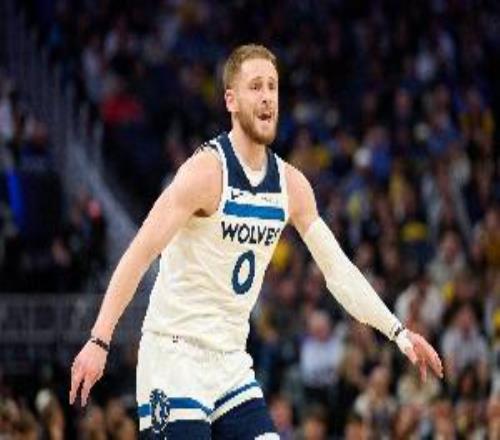 狼記：真為迪文岑佐感到心碎他打出了精英級表現&是球隊獲勝關鍵