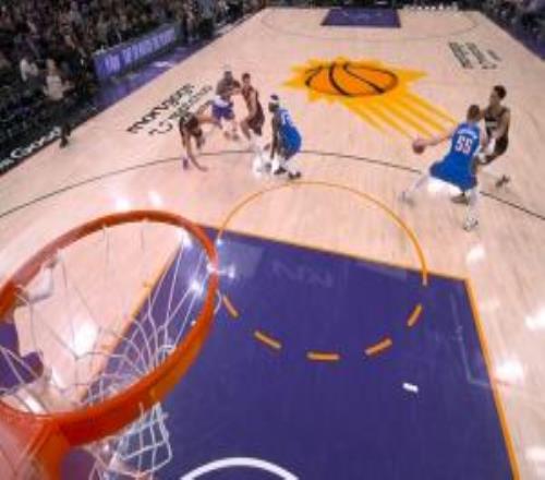 又來撩陰腿！多特不看人撩腿絆倒布克致布克腳踝受傷