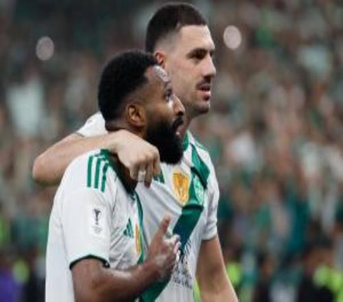 成功卫冕！十人吉达国民10町田泽维亚布赖坎加时制胜豪萨维染红