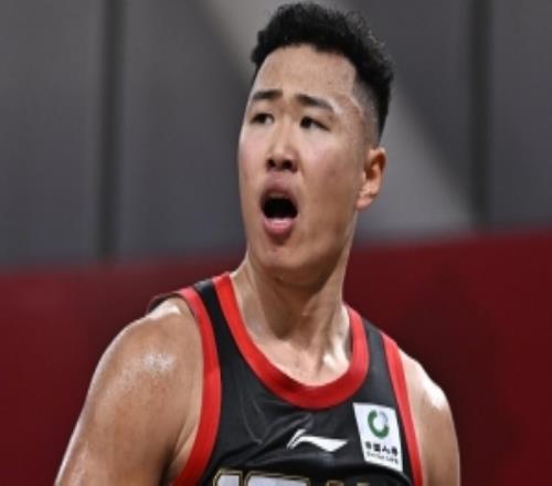 常規(guī)賽MVP！記者：賀希寧大器晚成這背后是十數(shù)年如一日的死磕