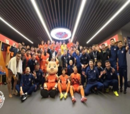 难忘的夜晚，赛后大合影！