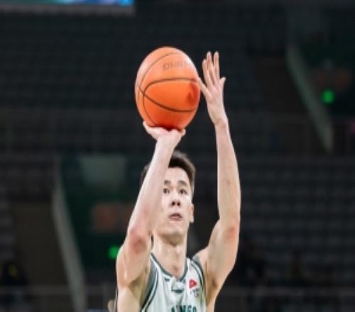 記者：最佳陣分位置致前后場(chǎng)貧富差距明顯郭昊文生涯最強(qiáng)季落選