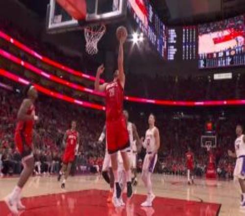 結(jié)束咧詹姆斯再失誤申京反擊上籃2+1火箭領(lǐng)先湖人21分了！