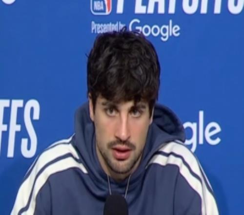 【完整版】阿夫迪亞：卡斯?fàn)柸珗龆荚诓粩嗵翎呂也粫?huì)忍那種事