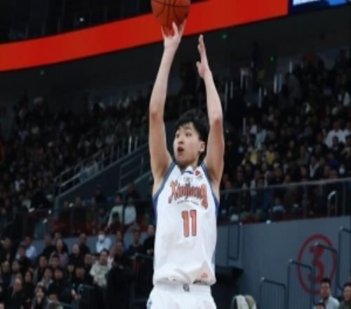 新疆6人入選短訓(xùn)營！媒體人：把外援選好完全有機會重回強隊之列