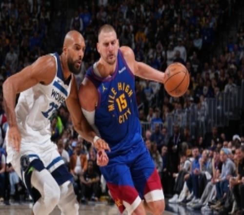 10勝6負！約基奇生涯前16次生死戰場均25.8分12.4板6.7助