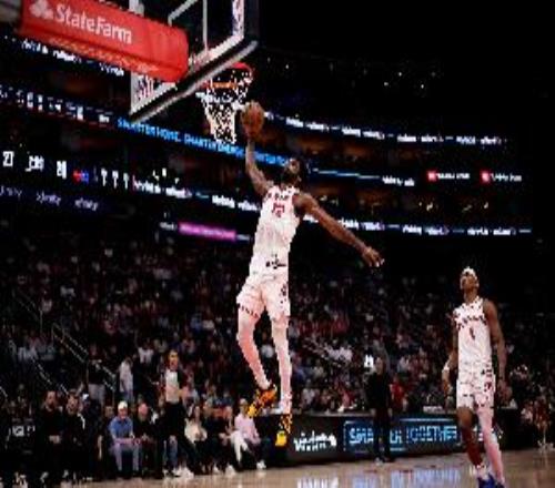 大局已定第三節火箭3418凈勝湖人16分三節打完握有25分優勢